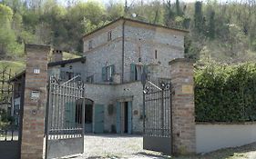 Villa Gavazzini, meravigliosa Residenza d'Epoca con Torre Medievale